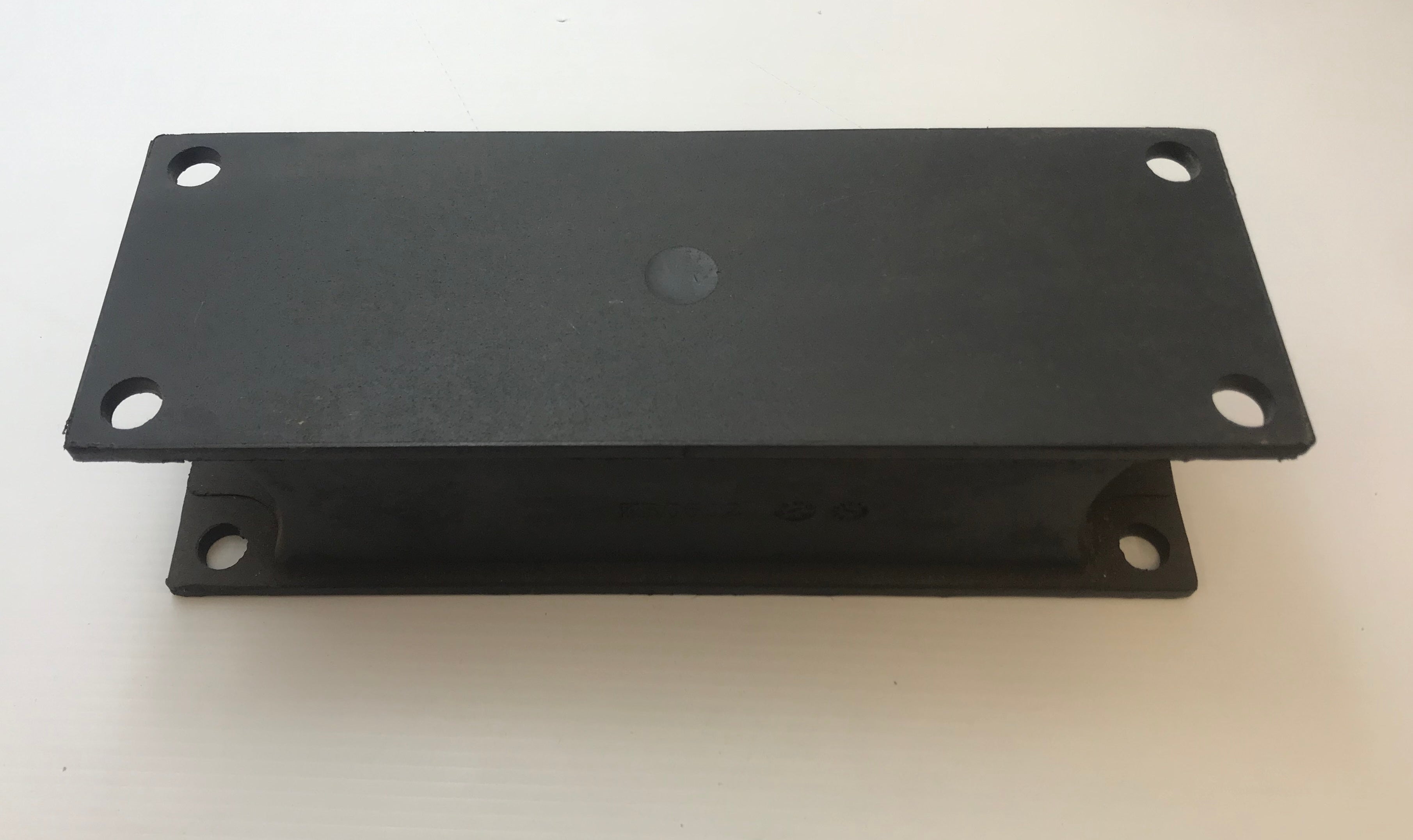 VIBRATION RUBBER CARRIER SIDE - 06180100 - Source My Parts