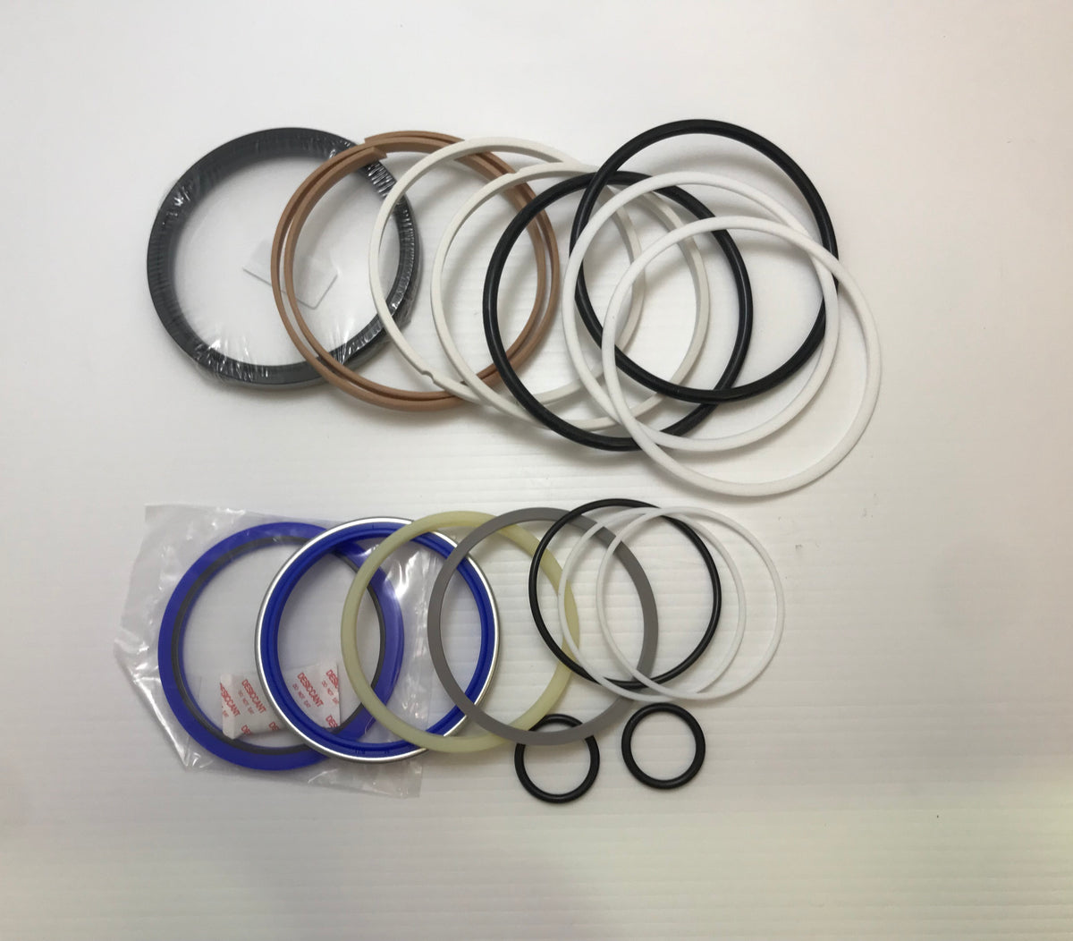 SEAL KIT ARM CLYINDER - 31Y1-18110