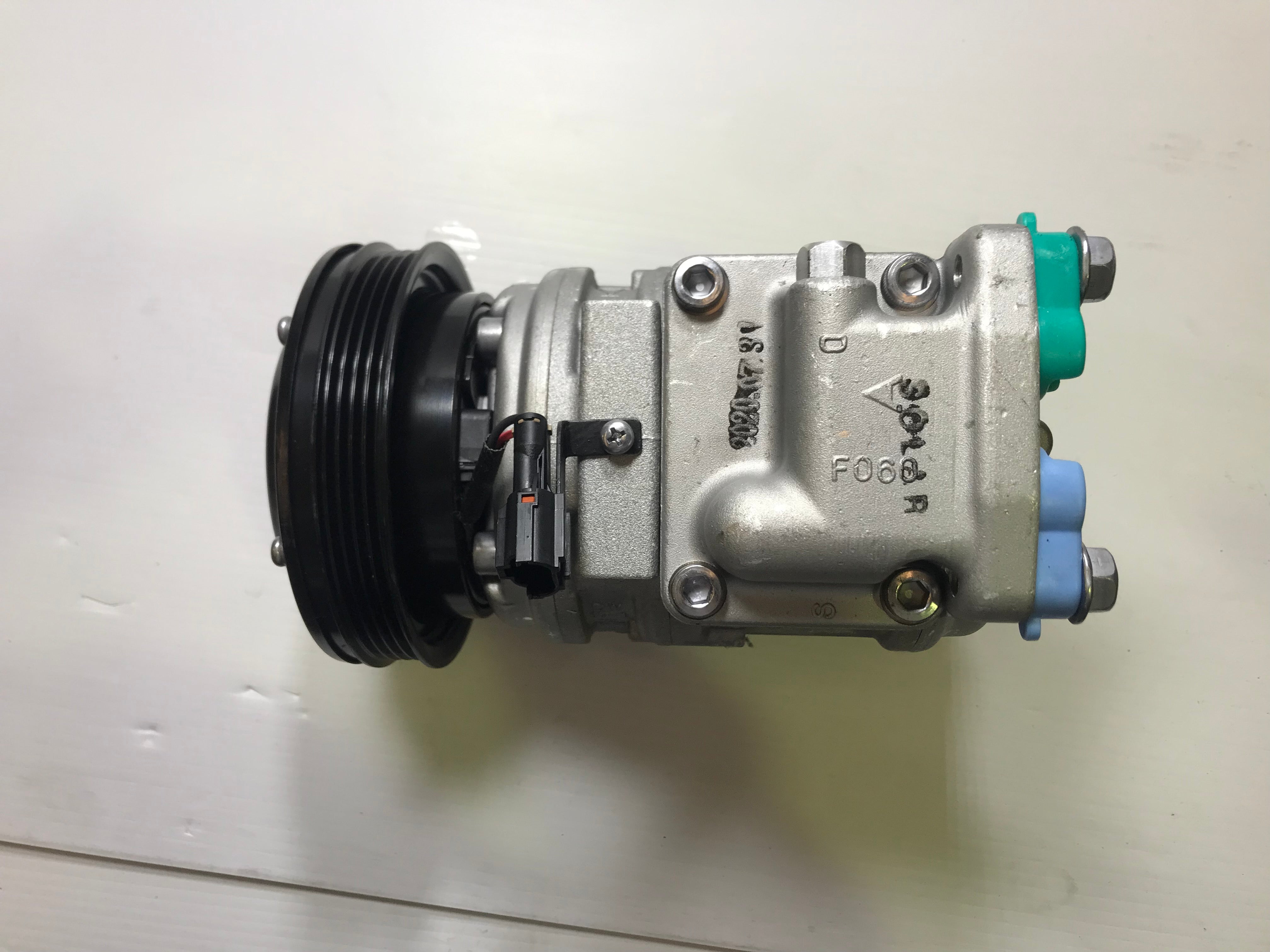 COMPRESSOR AIR CON - 440205-00070 - Source My Parts