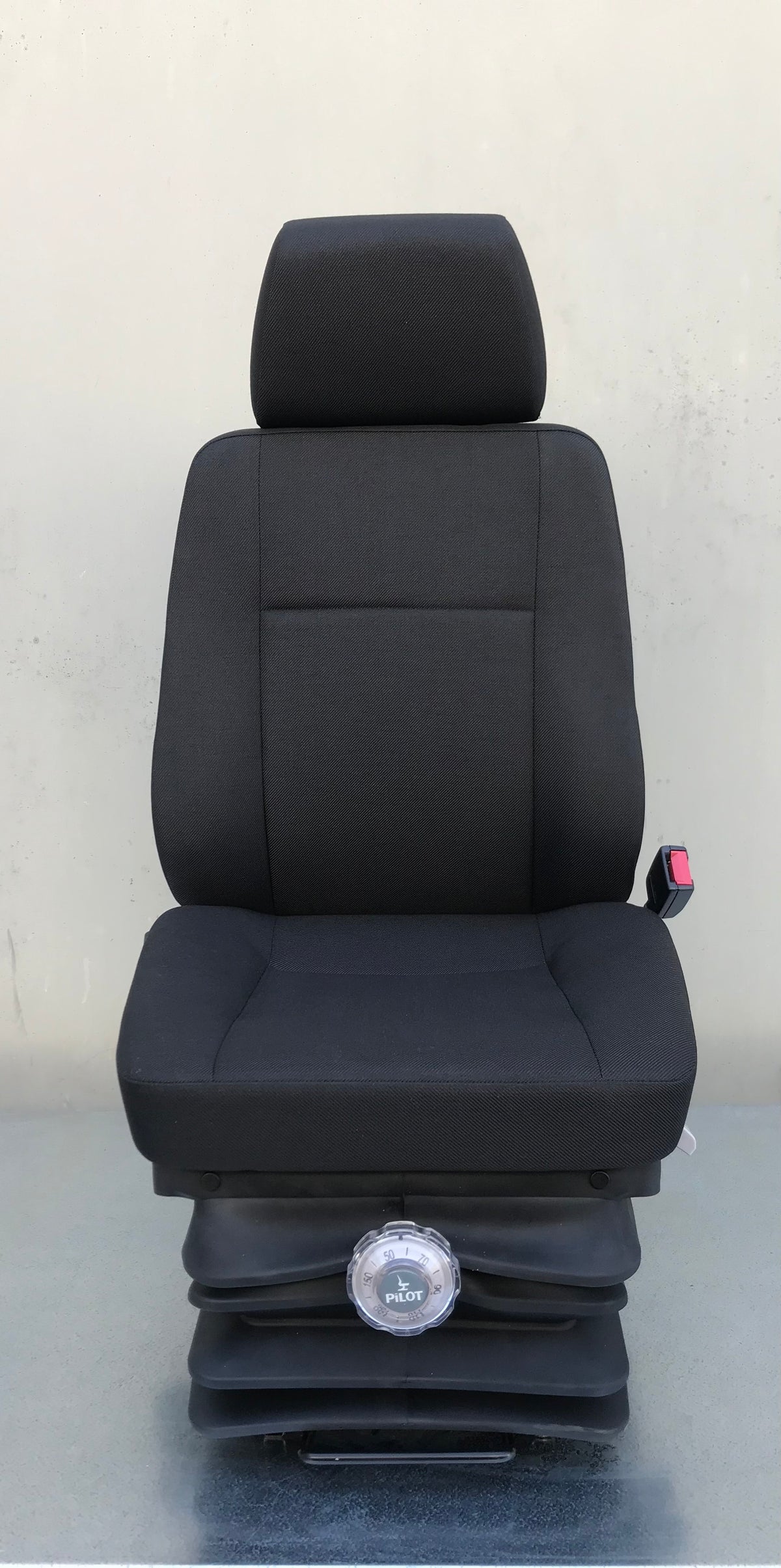 LOADER SEAT MECH INCL H/REST PILOT 525