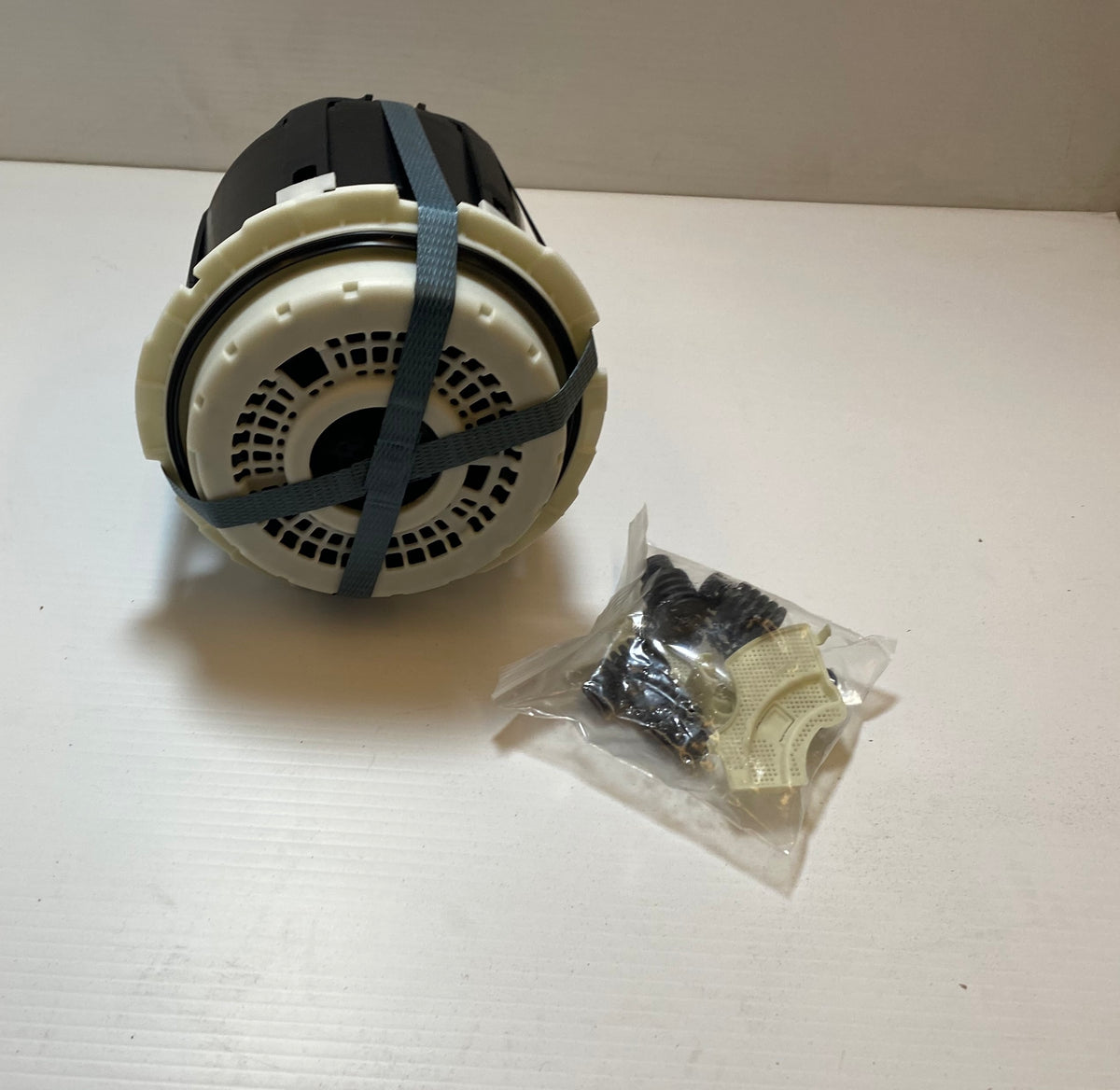 AIR DRYER FILTER - V23260134